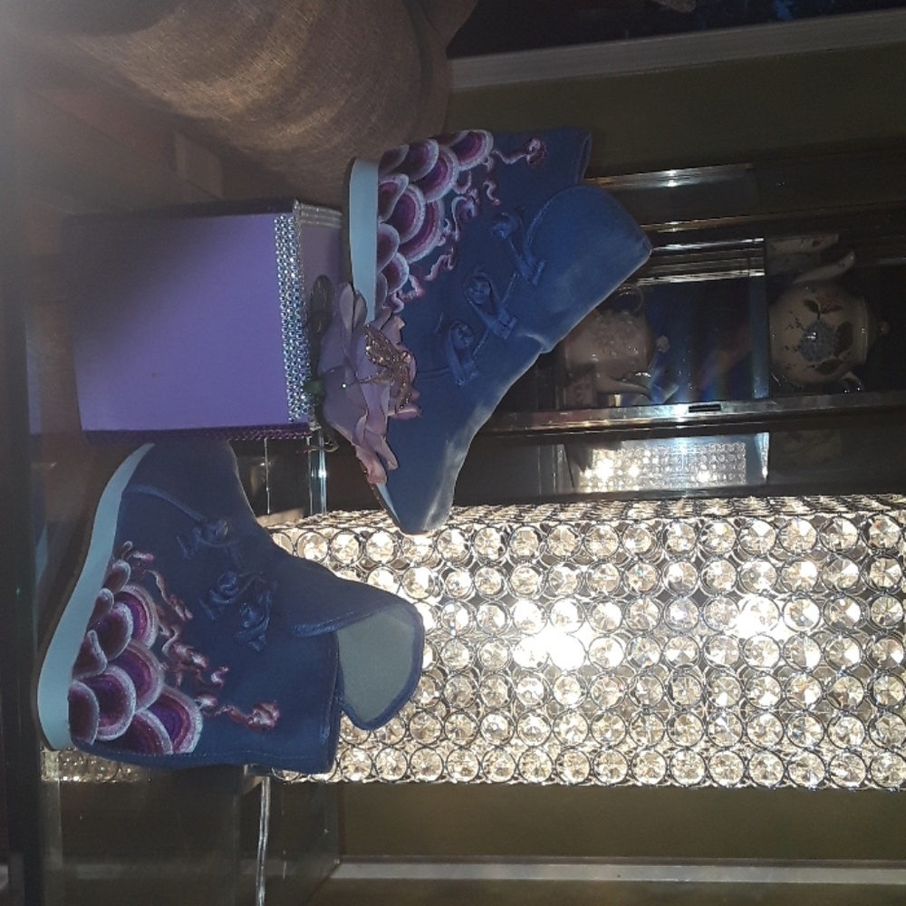 Demin Embroidered kicks - Picture 5 of 8